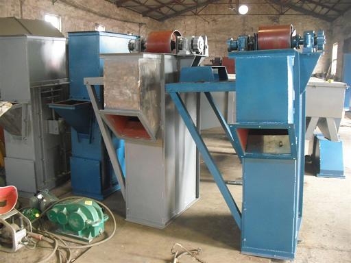 提升機耐腐蝕性設計時要考慮哪些因素